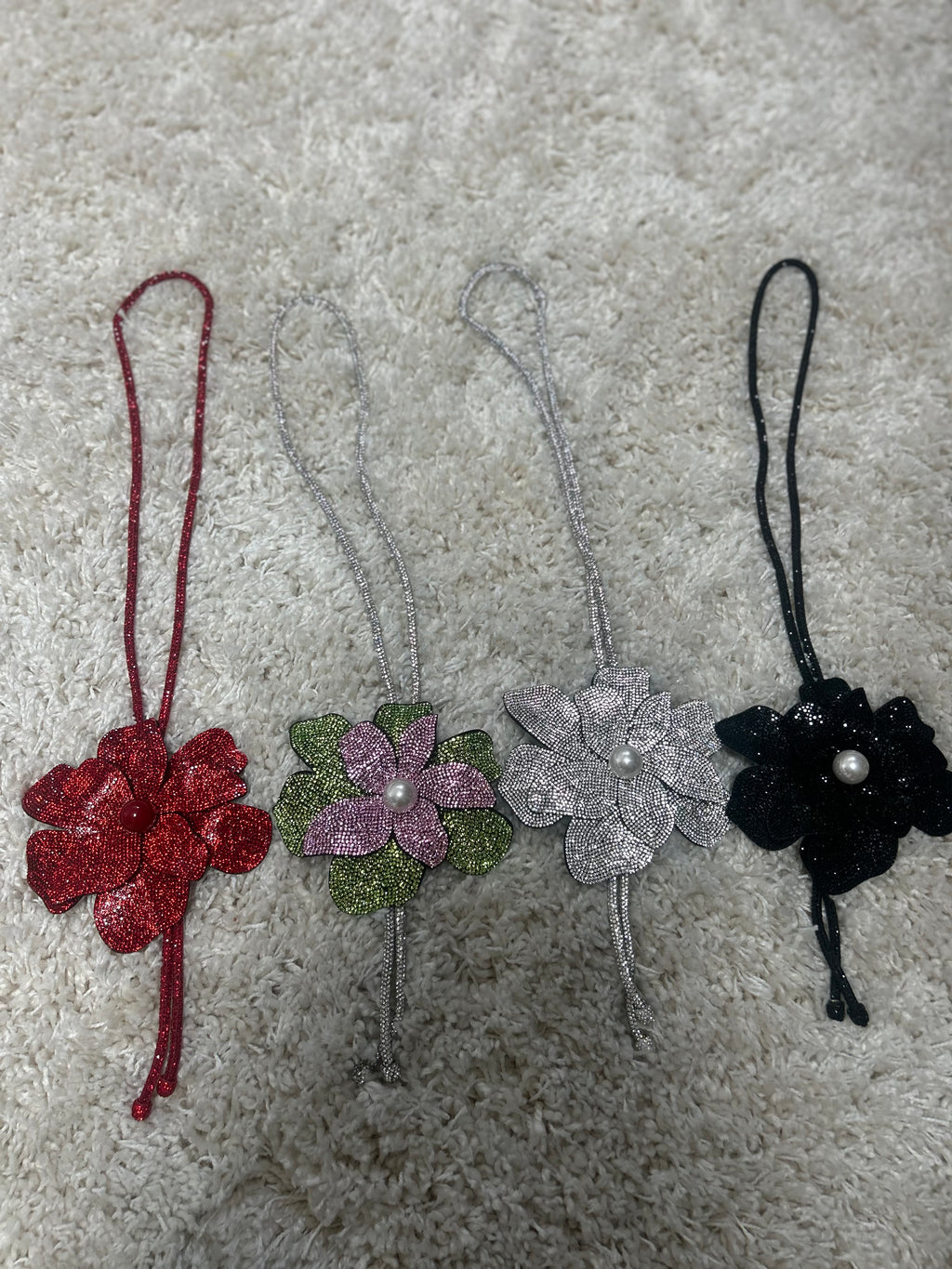 Floral Rhinestone Necklace